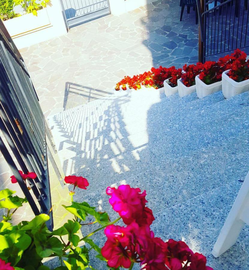 Hotel Moroni Rimini Luaran gambar